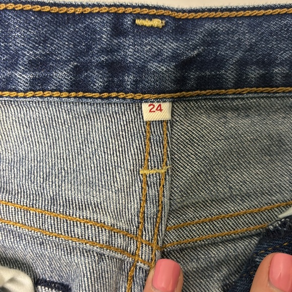 Levi’s Wedgie Icon mid rise button jeans - Picture 5 of 11